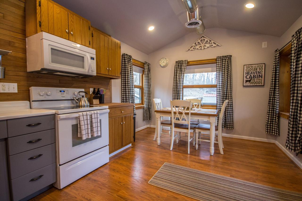 Red Roof Mountain Cabin With Starlink Internet! Stanley Exterior foto